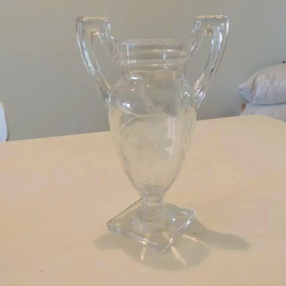 Petite Vintage Clear Etruscan Shape Glass Urn Vase. - Picture 1 of 2